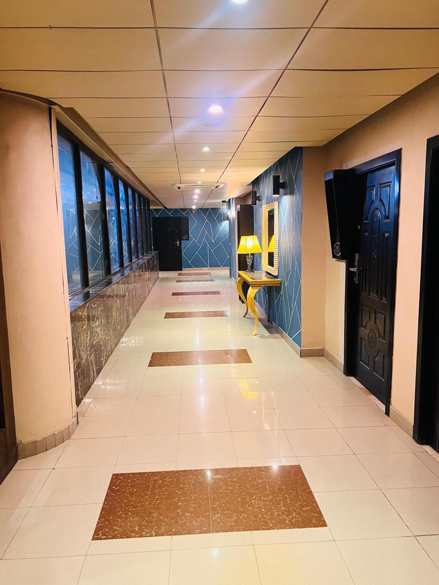 Grand Regent Hotel And Suites Faisalabad Luaran gambar